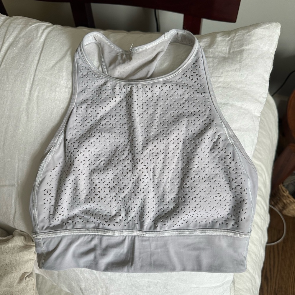 Lululemon crop top bra